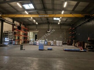 Plus de détails pour Industriel/Logistique à louer