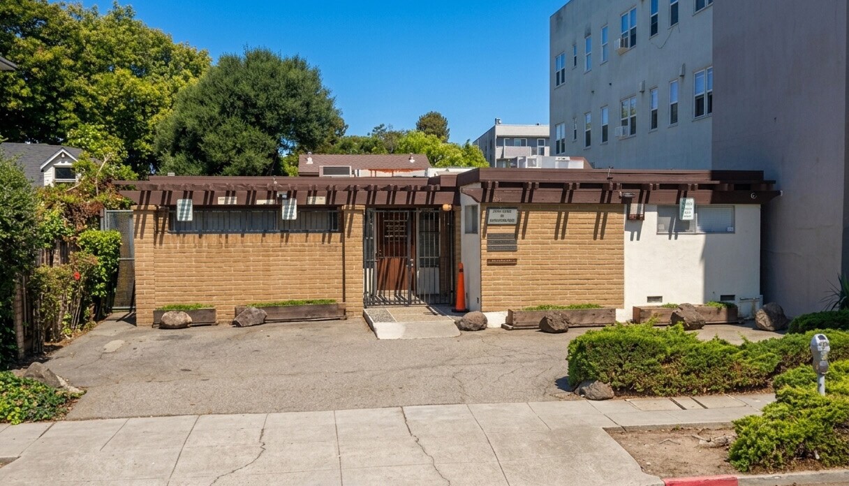 460 34th St, Oakland, CA à vendre Photo de l’immeuble– Image 1 sur 10