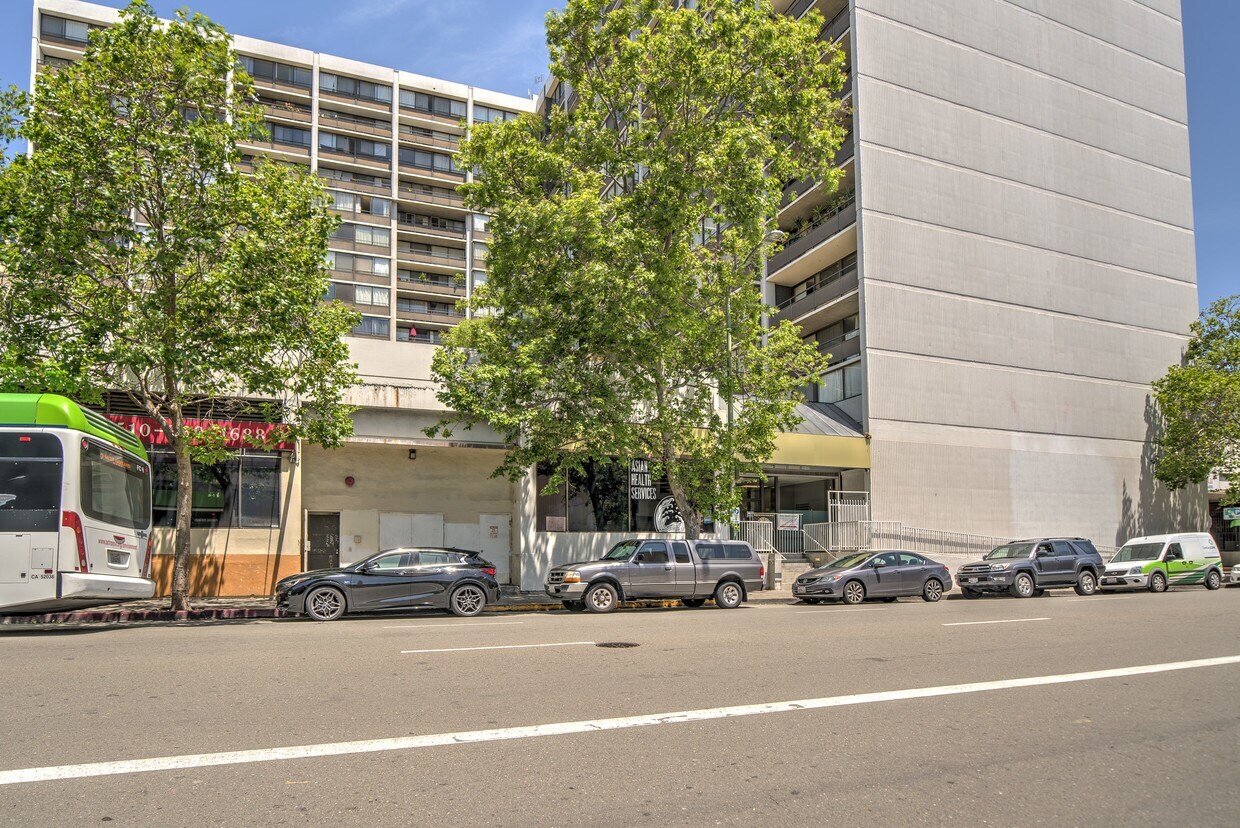 801 Franklin St, Oakland, CA 94607 - Lot 408A &B - - Photo intérieure - Image 1 of 1