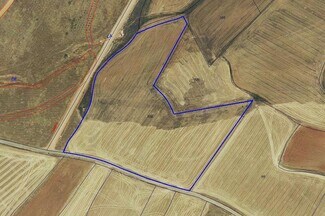 Plus de détails pour Terrain à louer