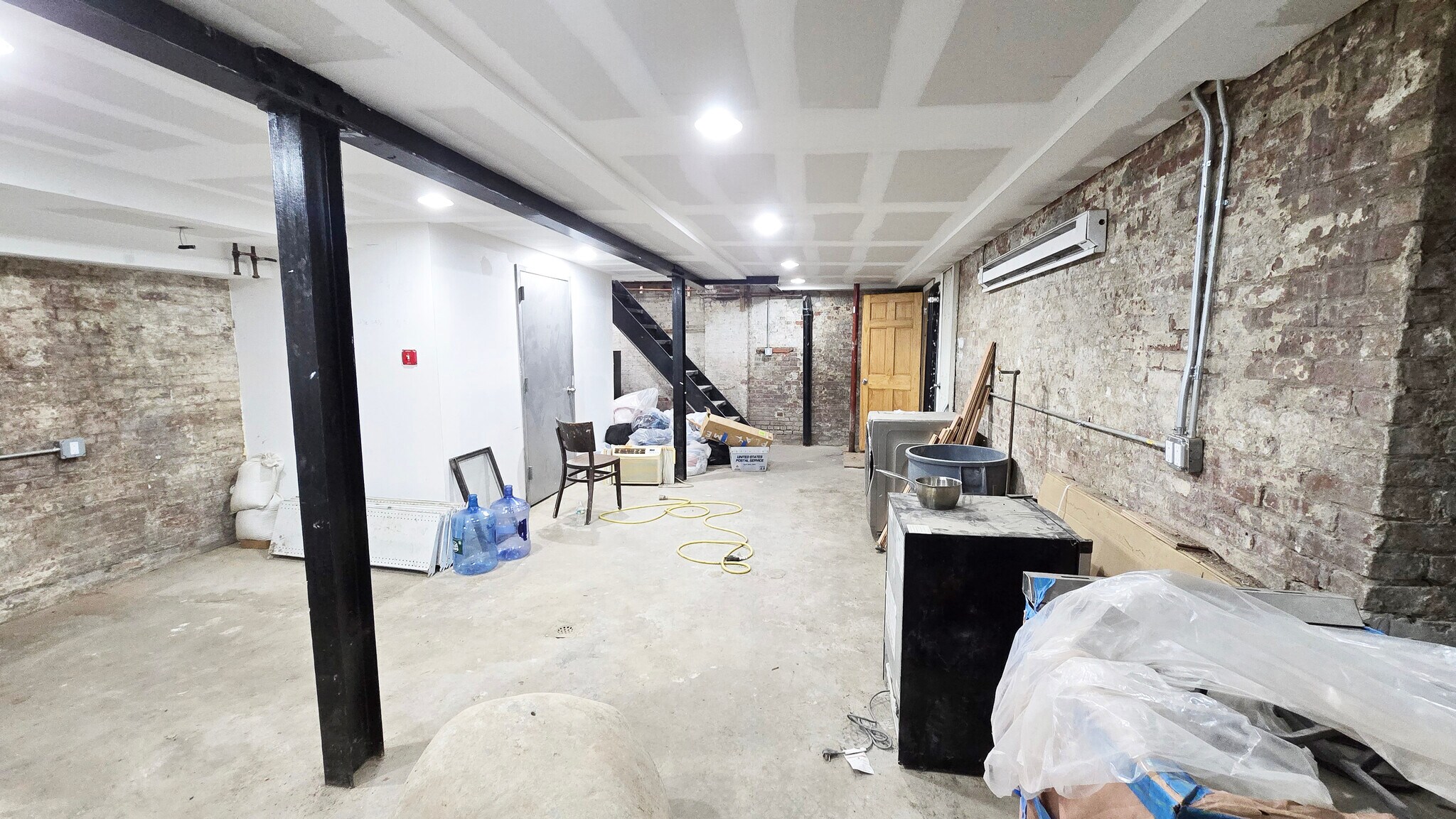 144 Nevins St, Brooklyn, NY à louer Photo intérieure– Image 1 sur 3