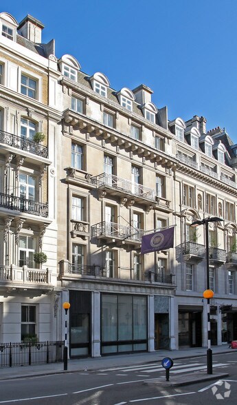 18-19 Pall Mall, Londres à louer - Photo principale – Image 1 sur 14