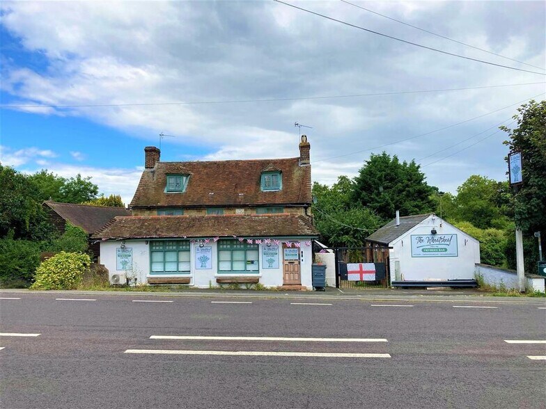 306 London Rd, Leybourne à vendre - Photo de l’immeuble – Image 3 sur 5