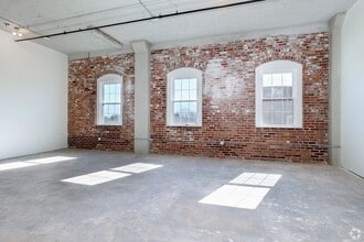 58 Pulaski St, Peabody, MA à louer Photo intérieure– Image 1 sur 1