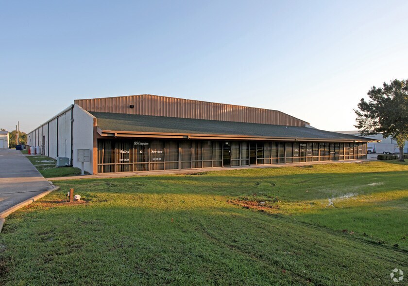 416 Commerce Way, Longwood, FL à louer - Photo principale – Image 1 sur 5