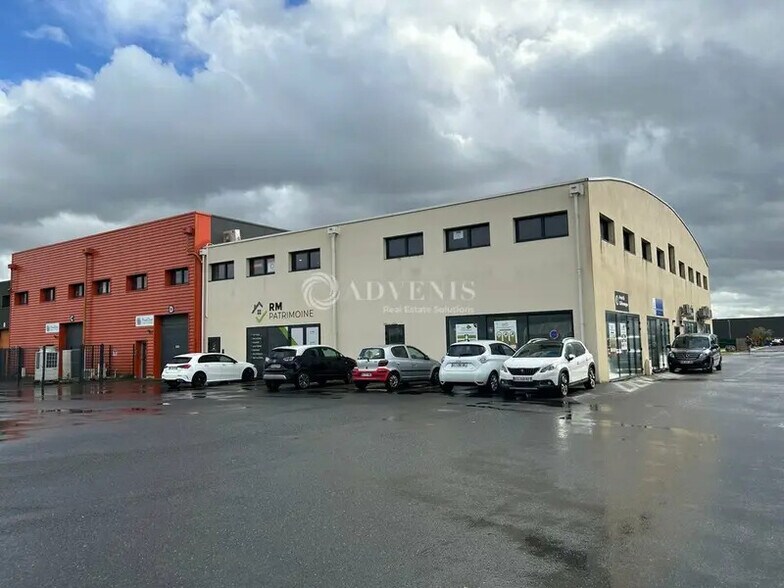 Local commercial dans La Ville-aux-Dames à vendre - Photo de l’immeuble – Image 1 sur 12