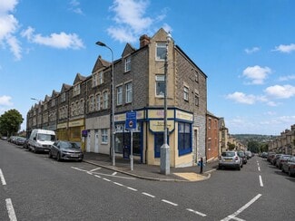 Plus de détails pour 282 Holton Rd, Barry - Local commercial à louer