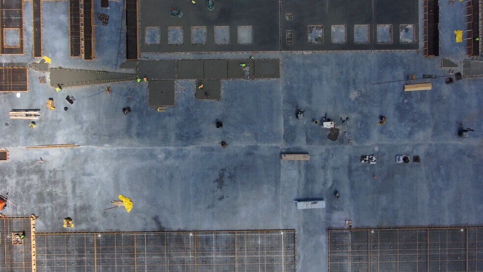 W Airport Blvd, Sanford, FL à louer - Vidéo sur l’annonce professionnelle – Image 2 sur 5