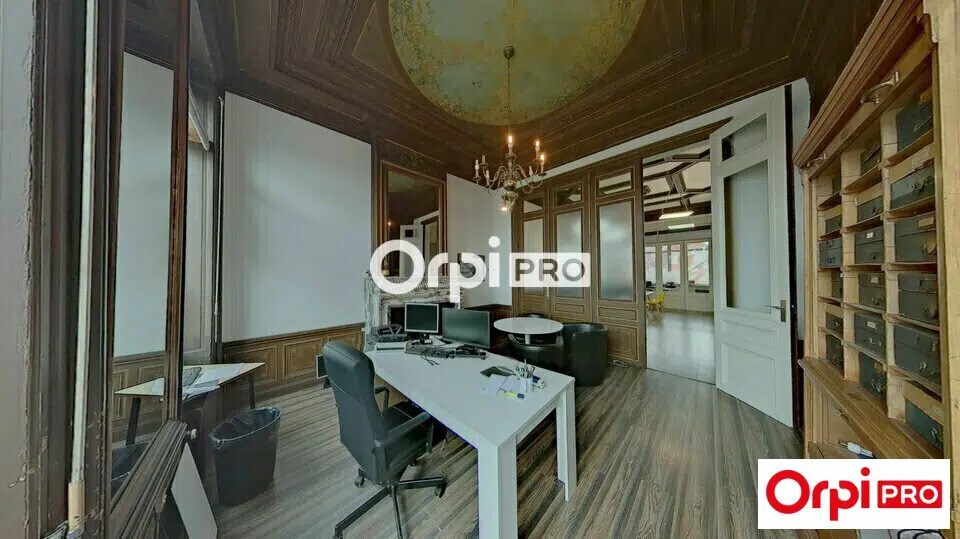 Bureau dans Roubaix à louer - Photo de l’immeuble – Image 3 sur 9
