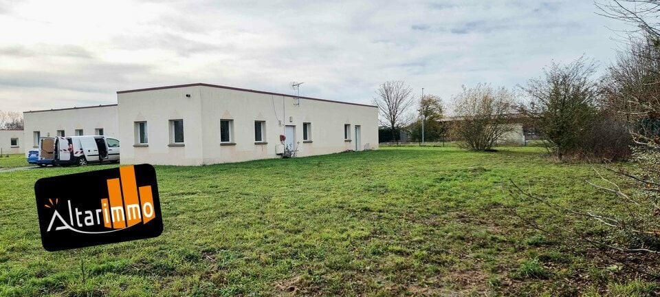 Bureau dans Brou à vendre - Photo de l’immeuble – Image 2 sur 5