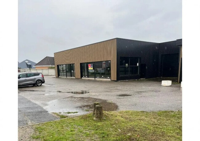 Plus de détails pour 61 Route De Paris 03000 Avermes, Avermes - Local commercial à vendre