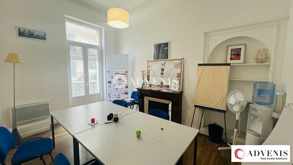 Bureau dans Bordeaux à louer - Photo de l’immeuble – Image 2 sur 8