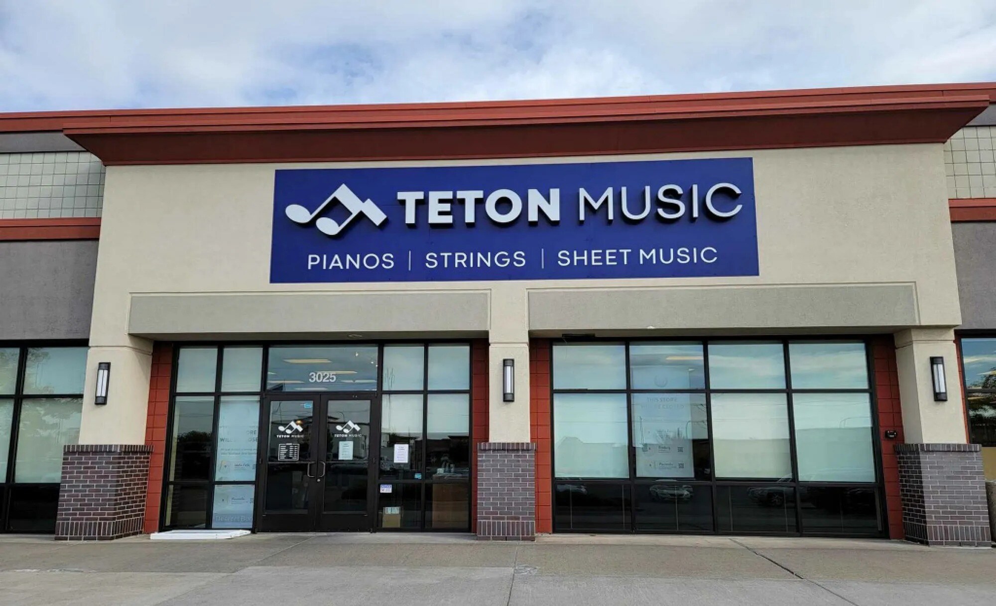 Sunnyside Rd & Hitt Rd, Ammon, ID à louer Photo de l’immeuble– Image 1 sur 4