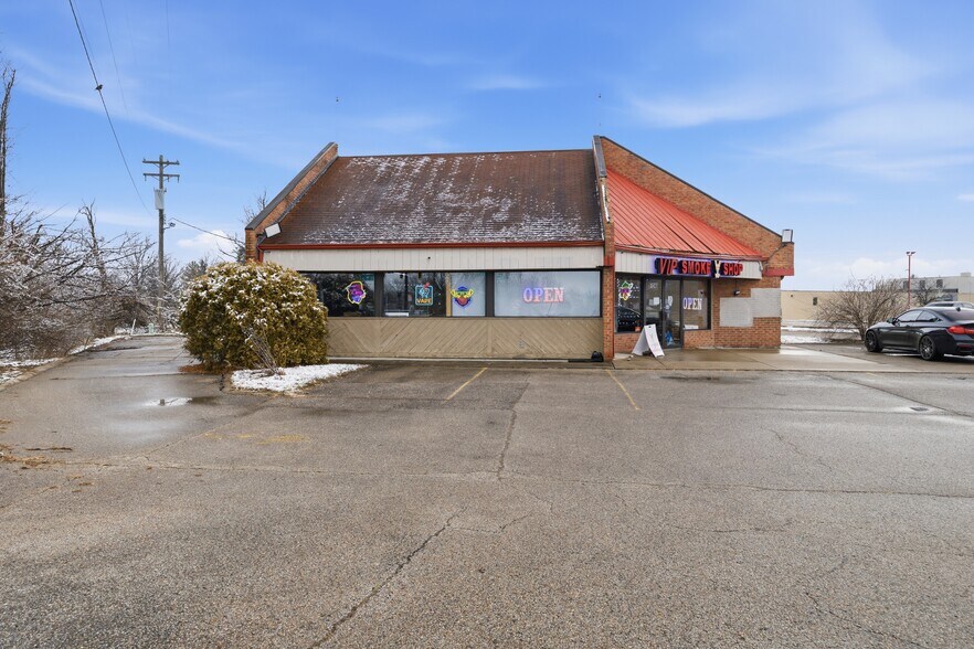 9124 Plainfield Rd, Cincinnati, OH à vendre - Photo de l’immeuble – Image 3 sur 25