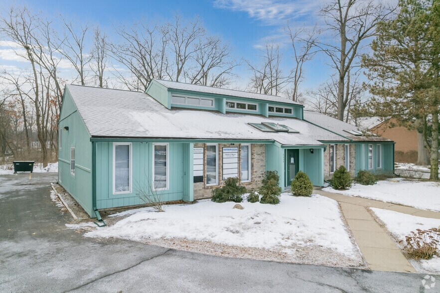 6635 W Central Ave, Toledo, OH à louer - Photo de l’immeuble – Image 2 sur 56