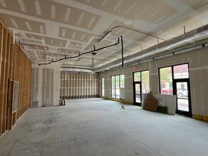 2812 Jefferson Ave, Newport News, VA à louer Photo intérieure– Image 2 sur 4