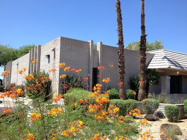 12020 N 35th Ave, Phoenix, AZ à vendre - Photo de l’immeuble – Image 2 sur 13