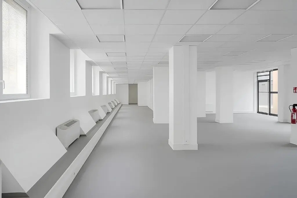 45-47 Rue Des Vinaigriers, Paris à louer Photo intérieure– Image 1 sur 9