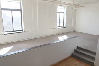430 Communipaw Ave, Jersey City, NJ à louer Photo intérieure– Image 1 sur 10