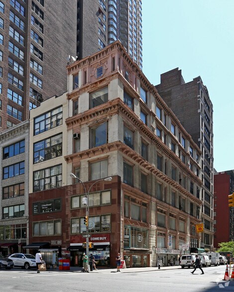 1 E 28th St, New York, NY à louer - Photo principale – Image 1 sur 3
