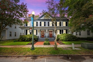 Plus de détails pour 215 Pollock St, New Bern, NC - Hôtellerie à vendre