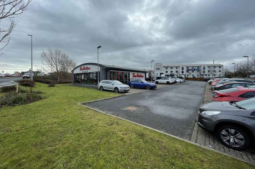 2 Highfield Dr, Ayr à vendre - Photo de l’immeuble – Image 2 sur 4