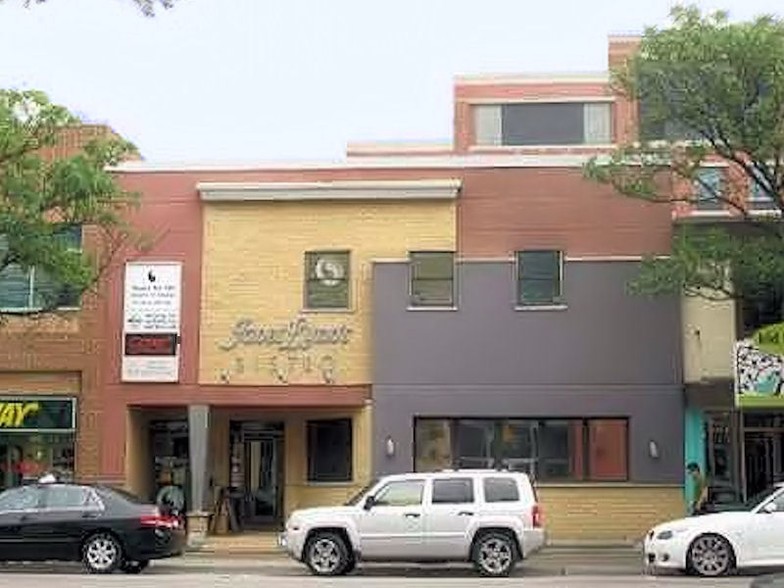 92 King St S, Waterloo, ON à vendre - Photo de l’immeuble – Image 2 sur 3