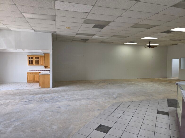 323-331 W McDowell Rd, Phoenix, AZ à louer - Photo de l’immeuble – Image 3 sur 23