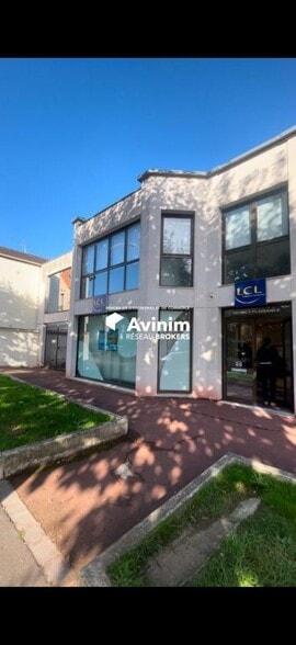 Local commercial dans Le Perreux-sur-Marne à louer - Photo de l’immeuble – Image 1 sur 10