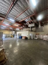 16417-16441 Berwyn Rd, Cerritos, CA à louer Photo intérieure– Image 2 sur 6