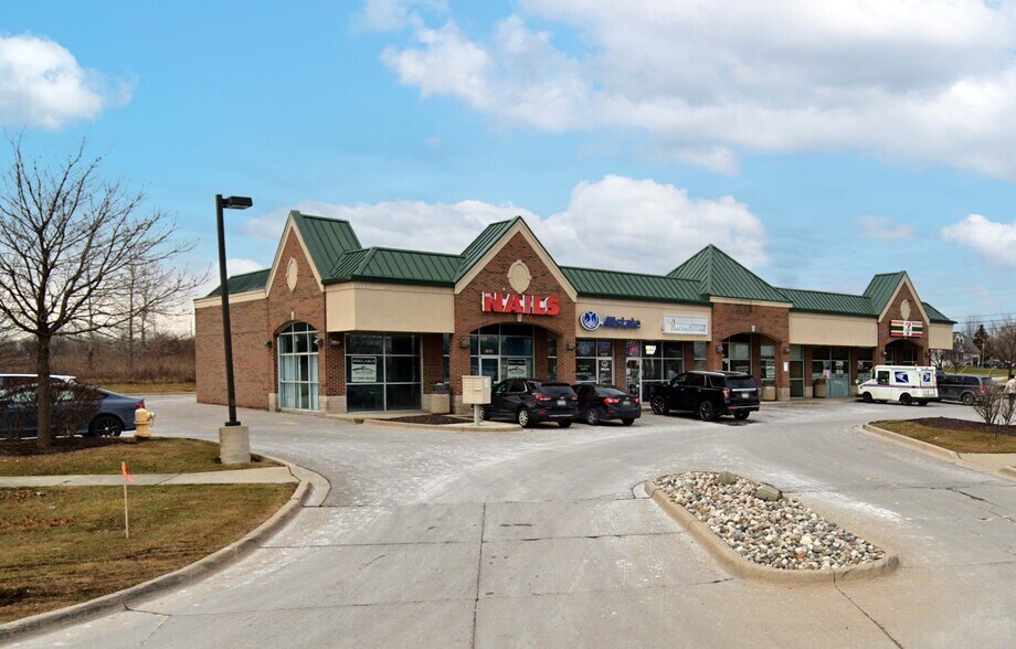 52939-52951 Gratiot Ave, Chesterfield, MI à louer - Photo de l’immeuble – Image 1 sur 2