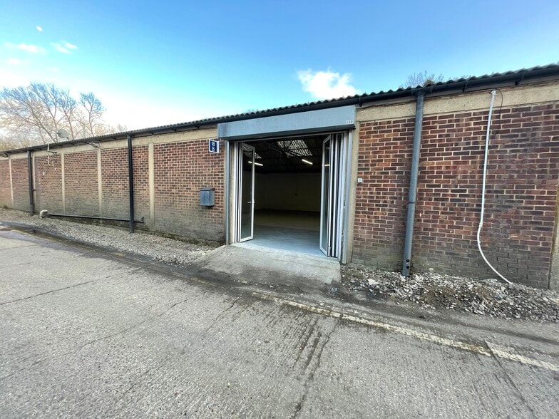 Mimram Rd, Hertford à louer - Photo de l’immeuble – Image 2 sur 4