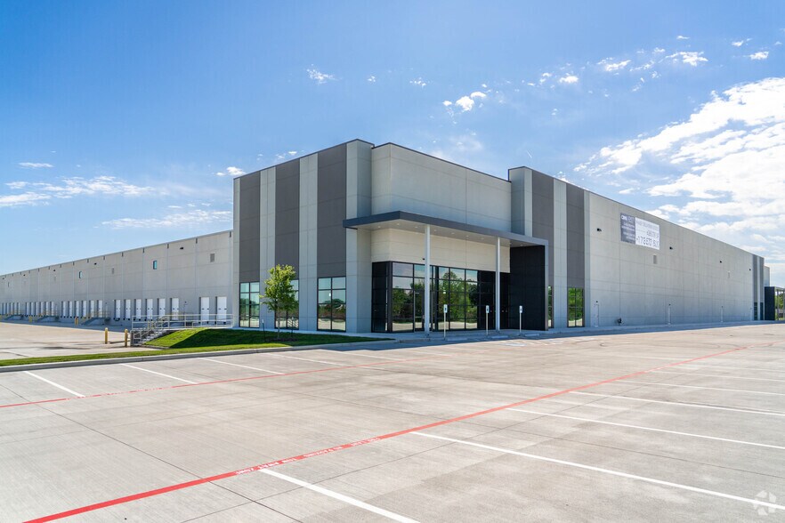 6464 Northdale St, Houston, TX à vendre - Photo de l’immeuble – Image 3 sur 4