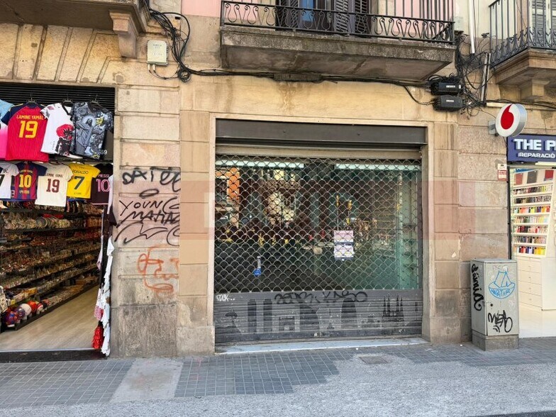 Local commercial dans Barcelone, Barcelona à louer - Photo de l’immeuble – Image 2 sur 2