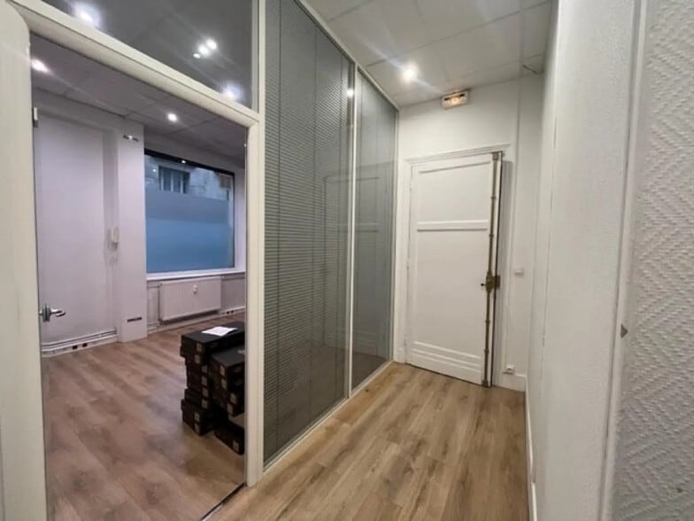 13 Rue Du Général Delestraint, Paris à louer - Photo intérieure – Image 2 sur 5