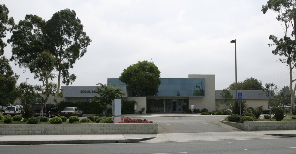 22600 Crenshaw Blvd, Torrance, CA à vendre - Photo de l’immeuble – Image 2 sur 24