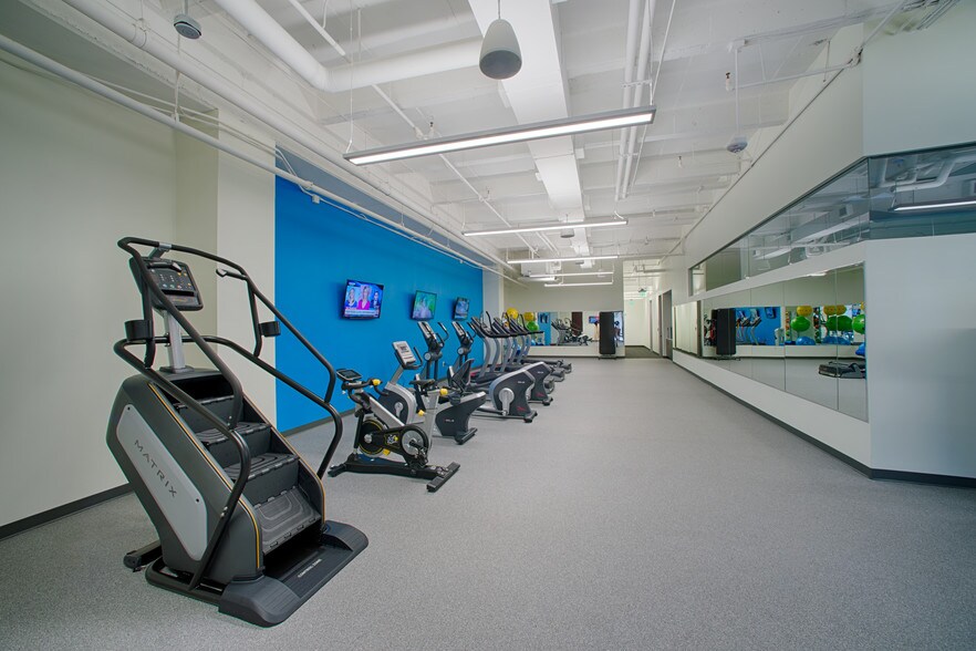 14131 Midway Rd, Addison, TX à louer - Photo intérieure – Image 3 sur 26