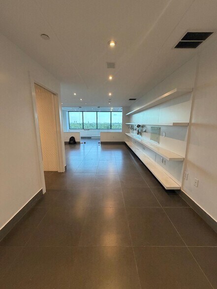 4770 Biscayne Blvd, Miami, FL à vendre - Photo de l’immeuble – Image 3 sur 62