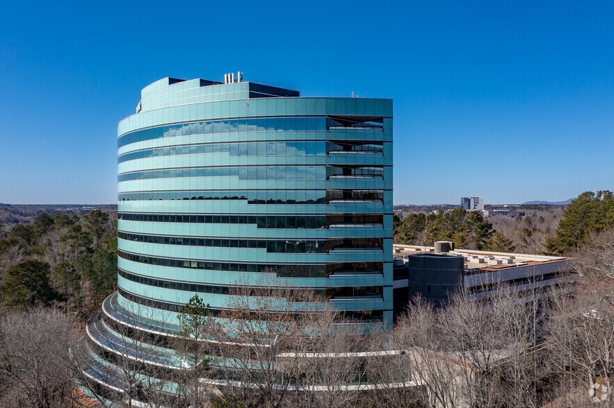 2000 Riveredge Pky NW, Atlanta, GA à louer - Photo de l’immeuble – Image 2 sur 7