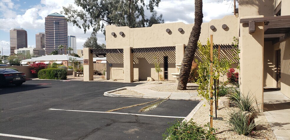 350-354 E Virginia Ave, Phoenix, AZ à louer - Photo de l’immeuble – Image 2 sur 4