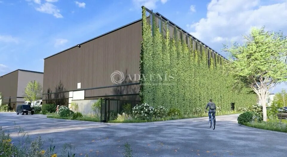 Industriel/Logistique dans Puiseux-en-France à vendre - Photo de l’immeuble – Image 2 sur 10