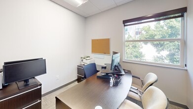 401 NE 4th St, Fort Lauderdale, FL à louer Photo intérieure– Image 1 sur 9