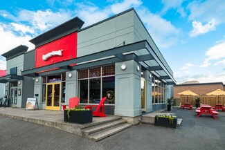 Plus de détails pour 50 Rue Merry N, Magog, QC - Local commercial à vendre