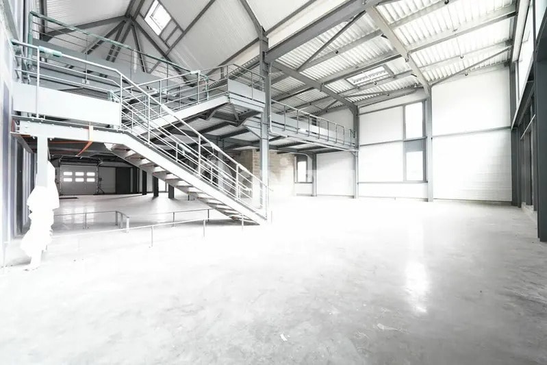 2 Rue Des Frères Louis Et Emile Bertrand, Vénissieux à vendre Photo intérieure– Image 1 sur 9