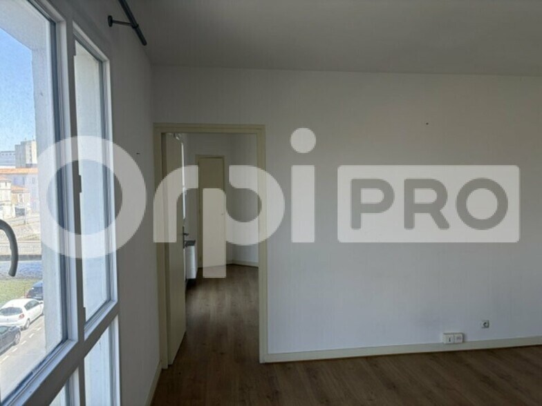 Bureau dans La Rochelle à vendre - Photo intérieure – Image 1 sur 3