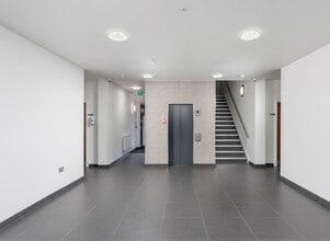 Hampshire Ct, Newcastle Upon Tyne à louer Hall d’entrée– Image 1 sur 2