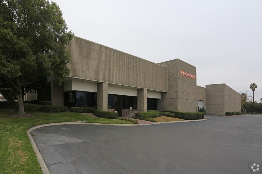 2807 Barranca Pky, Irvine, CA à louer - Photo principale – Image 1 sur 15