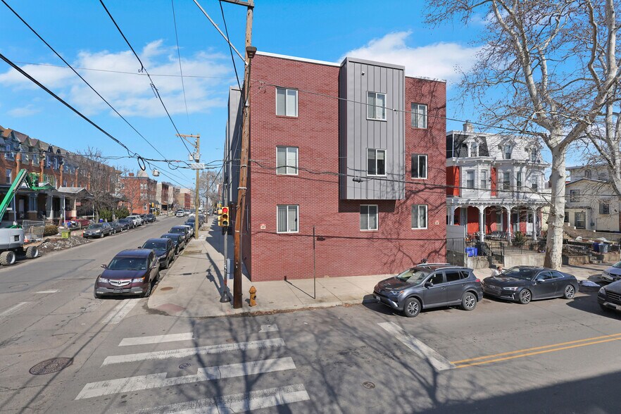 411 N 34th St, Philadelphia, PA à vendre - Photo de l’immeuble – Image 2 sur 8
