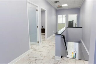 10354 S Harlem Ave, Palos Hills, IL à louer Photo intérieure– Image 2 sur 7