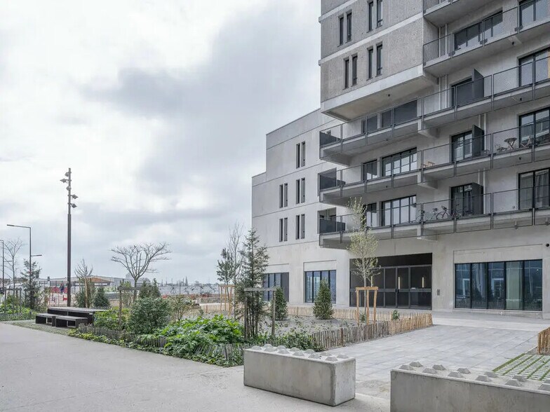 Local commercial dans Nantes à vendre - Photo de l’immeuble – Image 3 sur 23